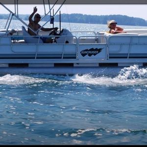 Meet your Posher, Mark